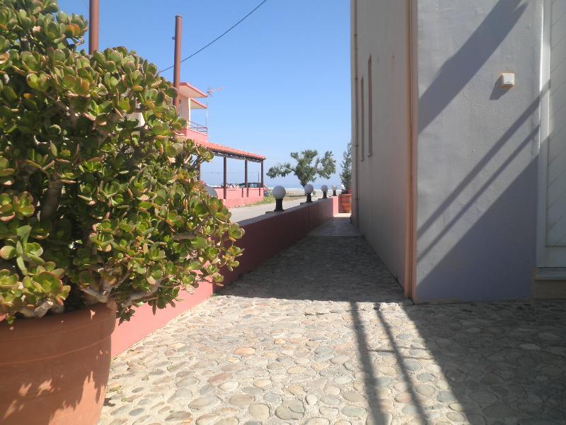 Haridimos Apartments Ταυρωνίτης Εξωτερικό φωτογραφία